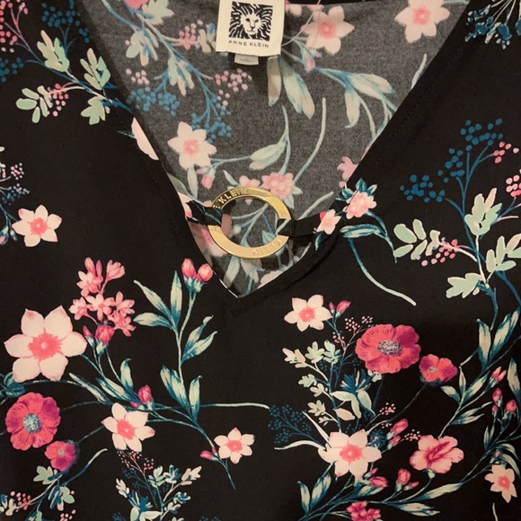 Brand: Anne Klein Color: Multicolored Size: Large - Picture 4 of 6